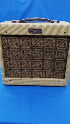 Fender guitar amplifier tweed - guitar,