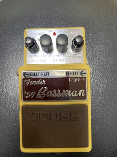 Ampli pédale effets - pédale, guitare